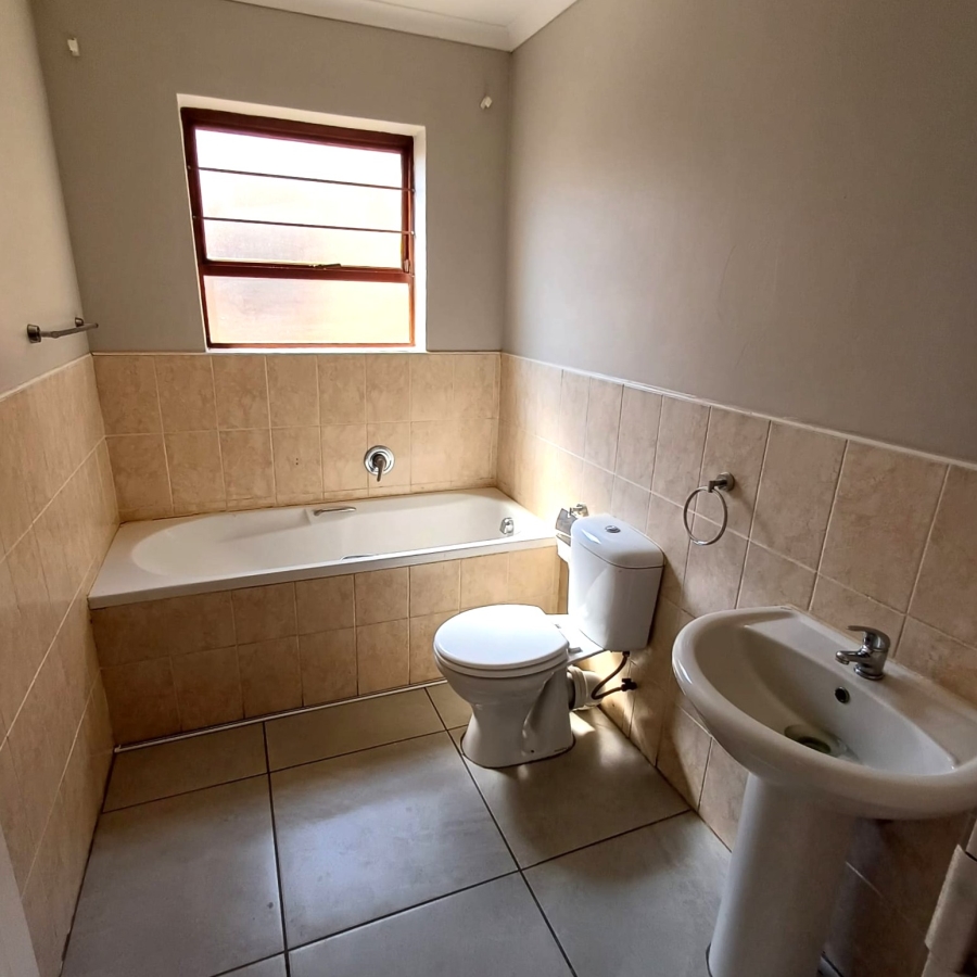 2 Bedroom Property for Sale in Wavecrest Eastern Cape